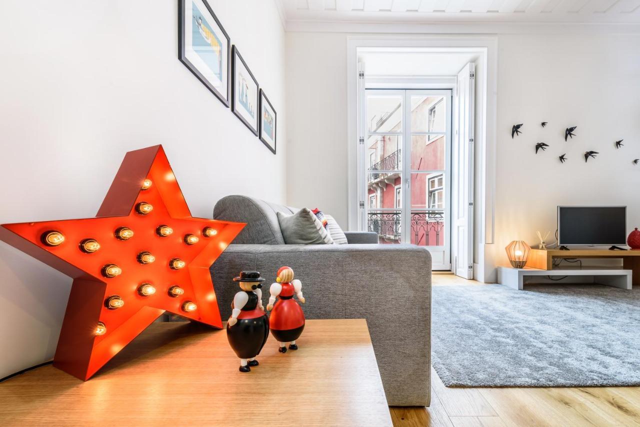 Modern Flat In Downtown Lisbon By Lovelystay Exteriör bild